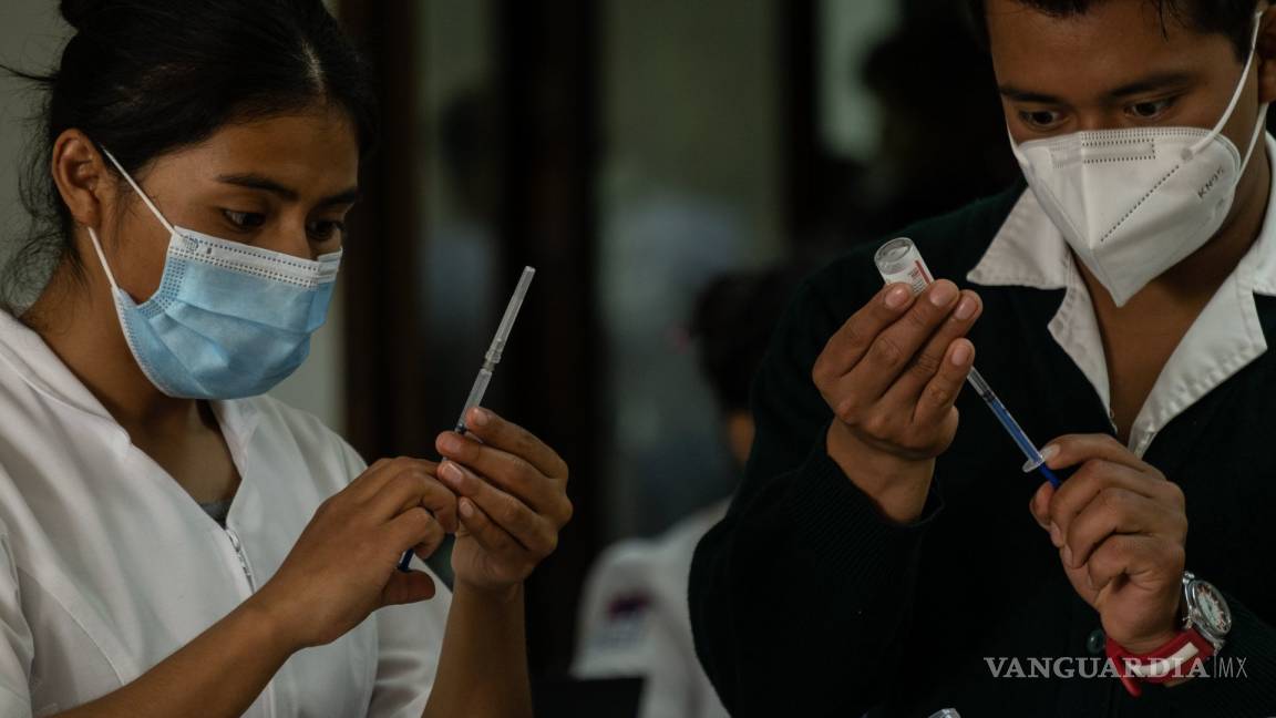 Inicia este martes vacunación antiCOVID de personal educativo en Nuevo León