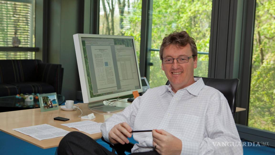 $!Una foto sin fecha facilitada por la Universidad de Princeton muestra al ganador del Premio Nobel de Química 2021, David MacMillan, en Princeton, Nueva Jersey. EFE/EPA/Princeton University