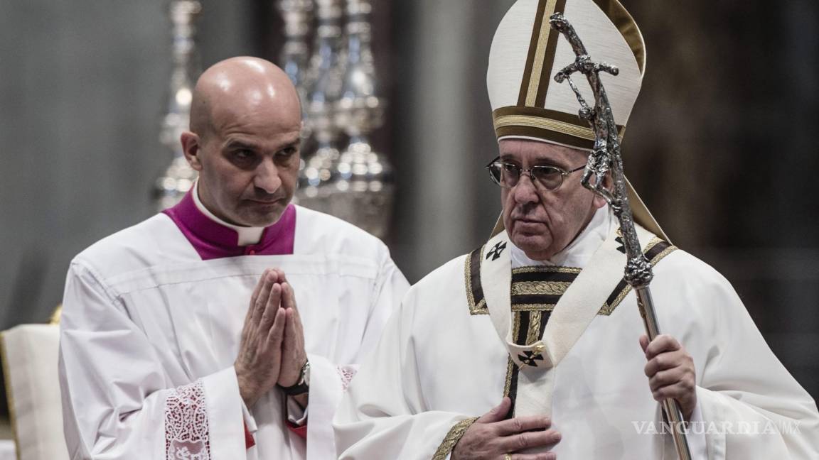 Papa pide a curas que sean ministros de misericordia y ayuden a descartados