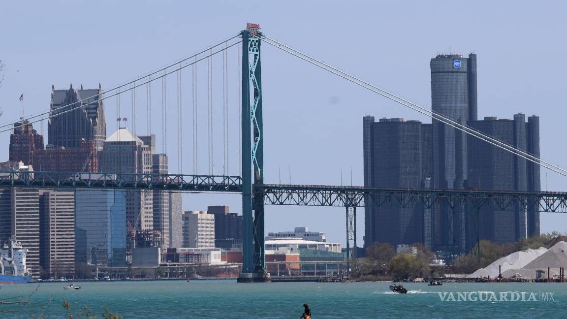 $!En Mexicantown, el barrio de inmigrantes mexicanos en Detroit que queda justo al lado del Ambassador Bridge, se percibe estos días algo de ese temor y nerviosismo.