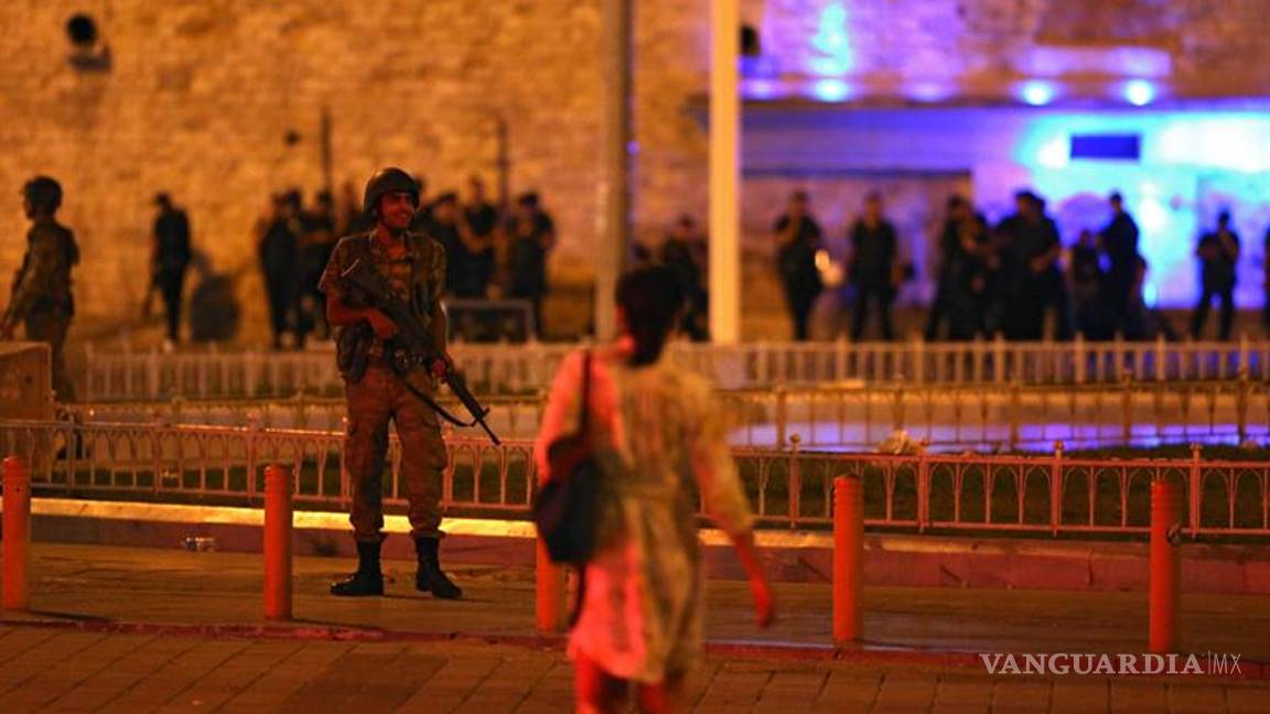 $!Kerry espera que haya "paz y estabilidad" en Turquía