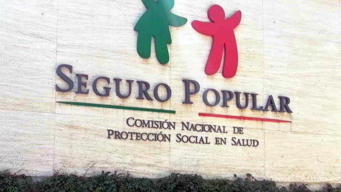 Televisa, TV Azteca y empresa ligada al PRI ganaron millones con Seguro Popular