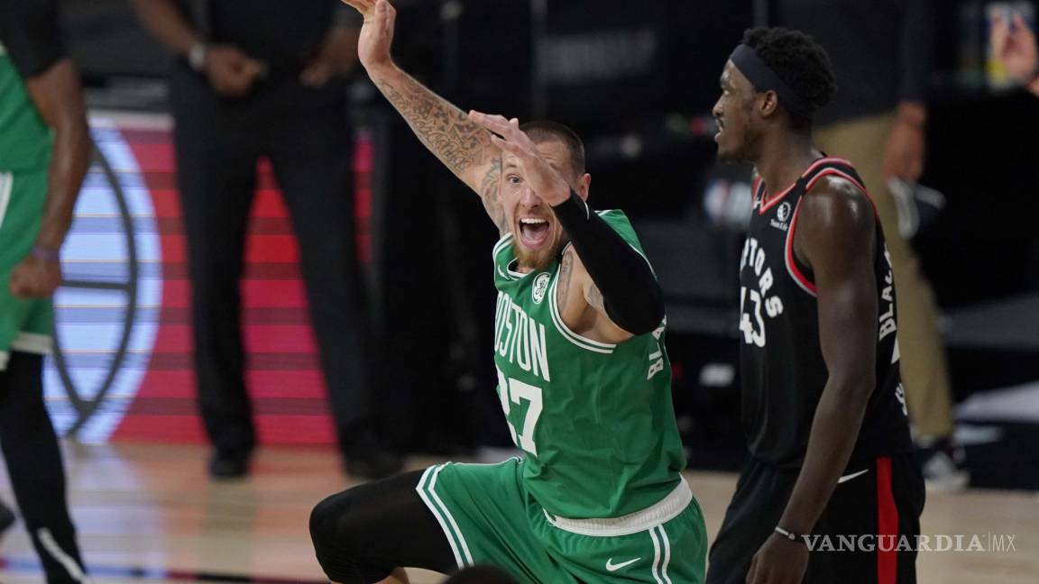 Recortan distancia, Raptors revive frente a Celtics