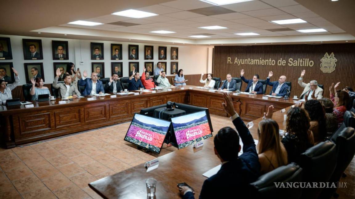 $!El Cabildo de Saltillo también aprobó un nuevo código de ética para los cuerpos de seguridad, con el objetivo de fortalecer la legalidad y la confianza pública.