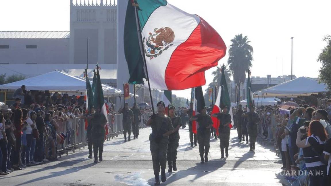 Desfilaron en Torreón para celebrar la Independencia de México