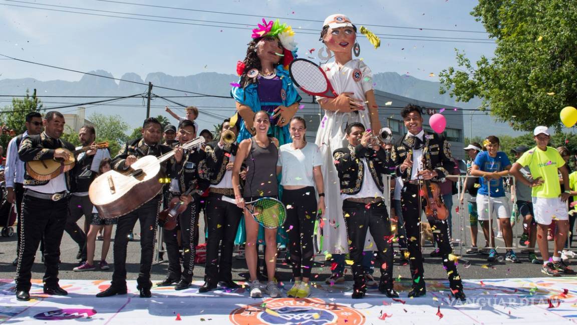 Comienza el Abierto de Monterrey al ritmo de mariachi