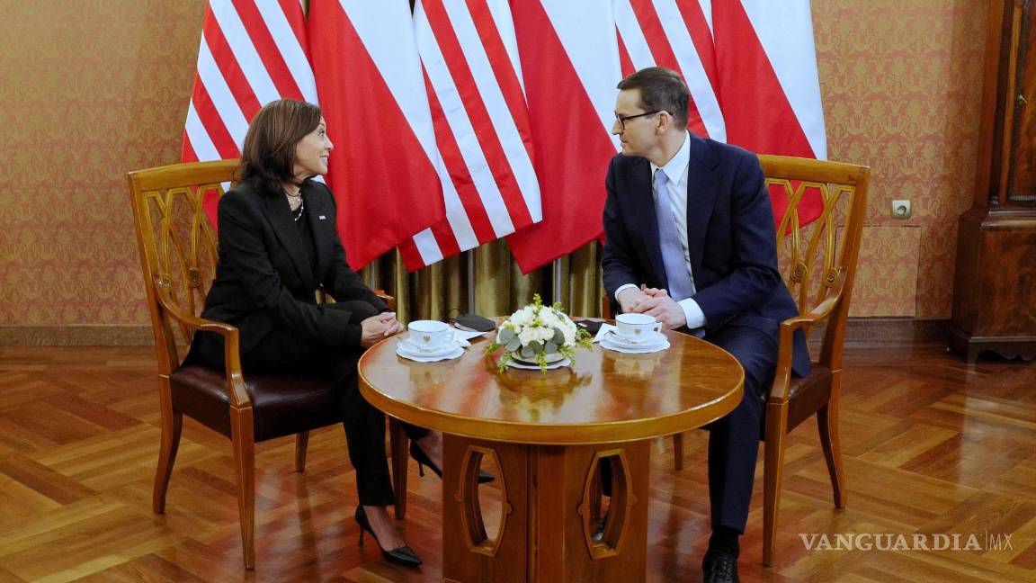 $!El primer ministro polaco Mateusz Morawiecki y la vicepresidenta estadounidense Kamala Harris durante una reunión en Varsovia, Polonia. EFE/EPA/Marcin Obara