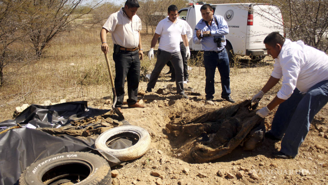 Encuentran en fosa clandestina a director de policía secuestrado en Sinaloa