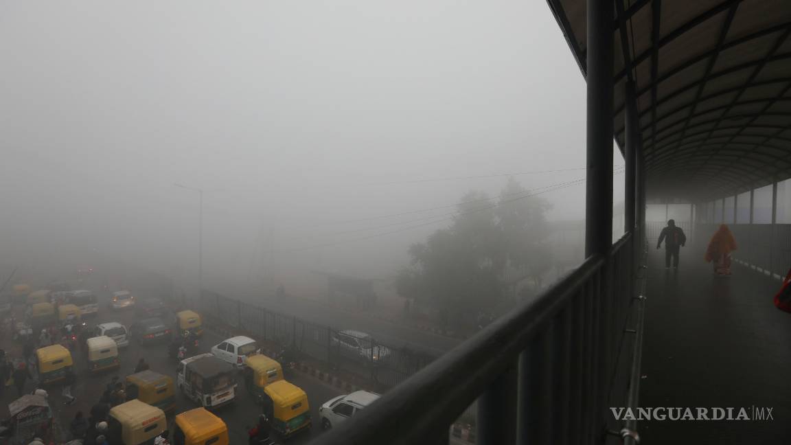 $!Esmog y frío agobian a los habitantes de Nueva Delhi