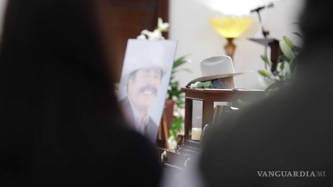 $!”El ingeniero Armando Guadiana amaba tanto al pueblo, por el que luchó muchísimo”, dijo el sacerdote en su homilía.