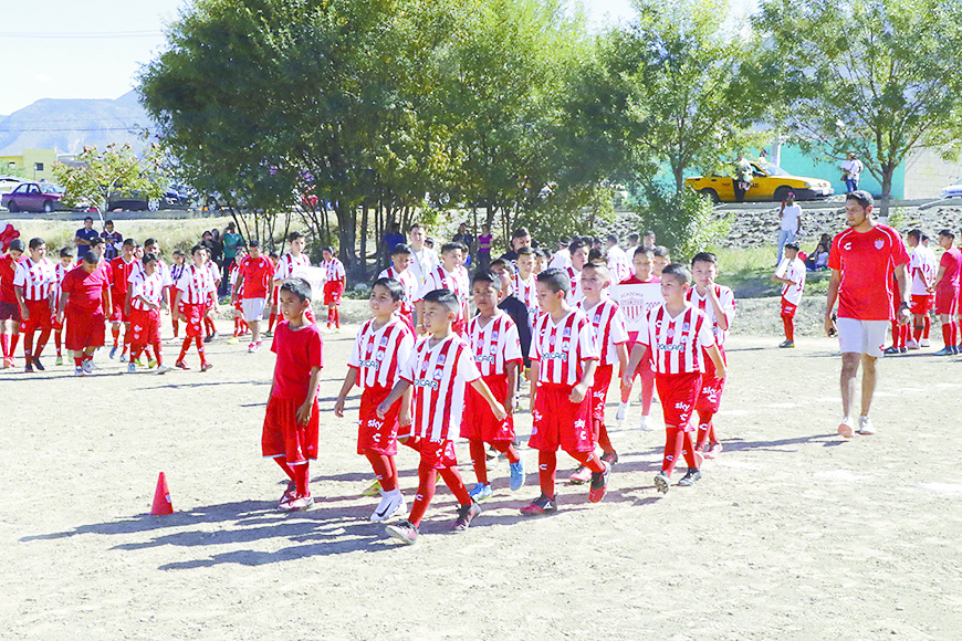 ¡Fuerza Rayos! Inauguran escuela oficial del Necaxa en Saltillo