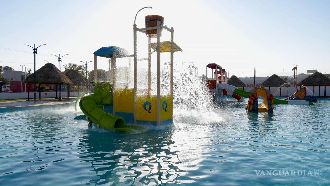 $!Las albercas y fuentes de “Aqua Ramos” invitan a pasar momentos de diversión en un entorno seguro y vigilado.