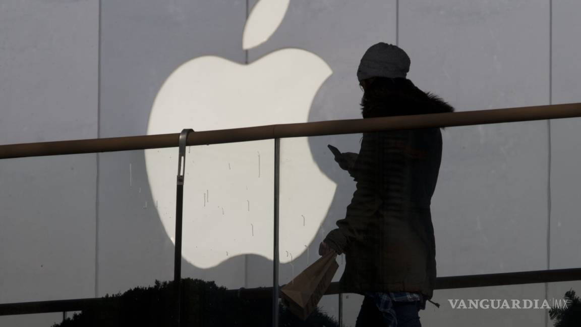 Cierra Apple tiendas en China por virus de Wuhan