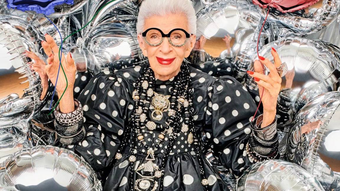 Fallece la icónica Iris Apfel a los 102 años, reconocida diseñadora y decoradora de EU