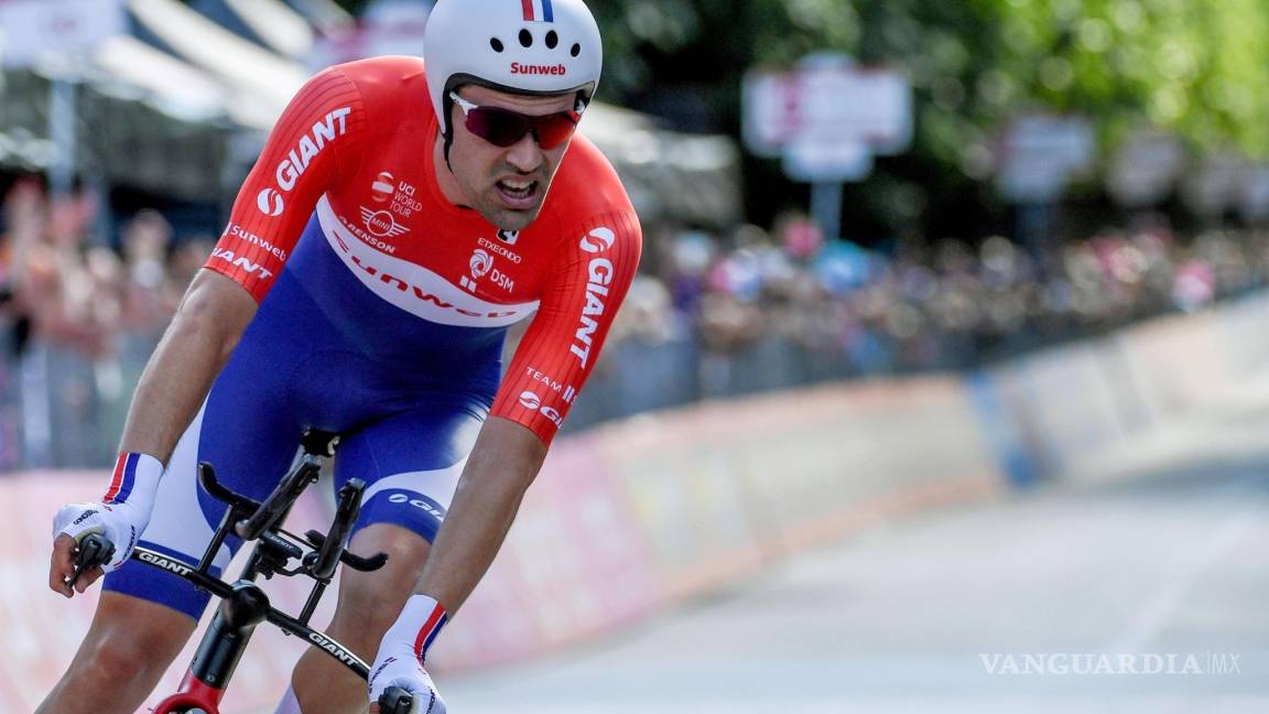 Dumoulin arrasa y es líder del Giro de Italia