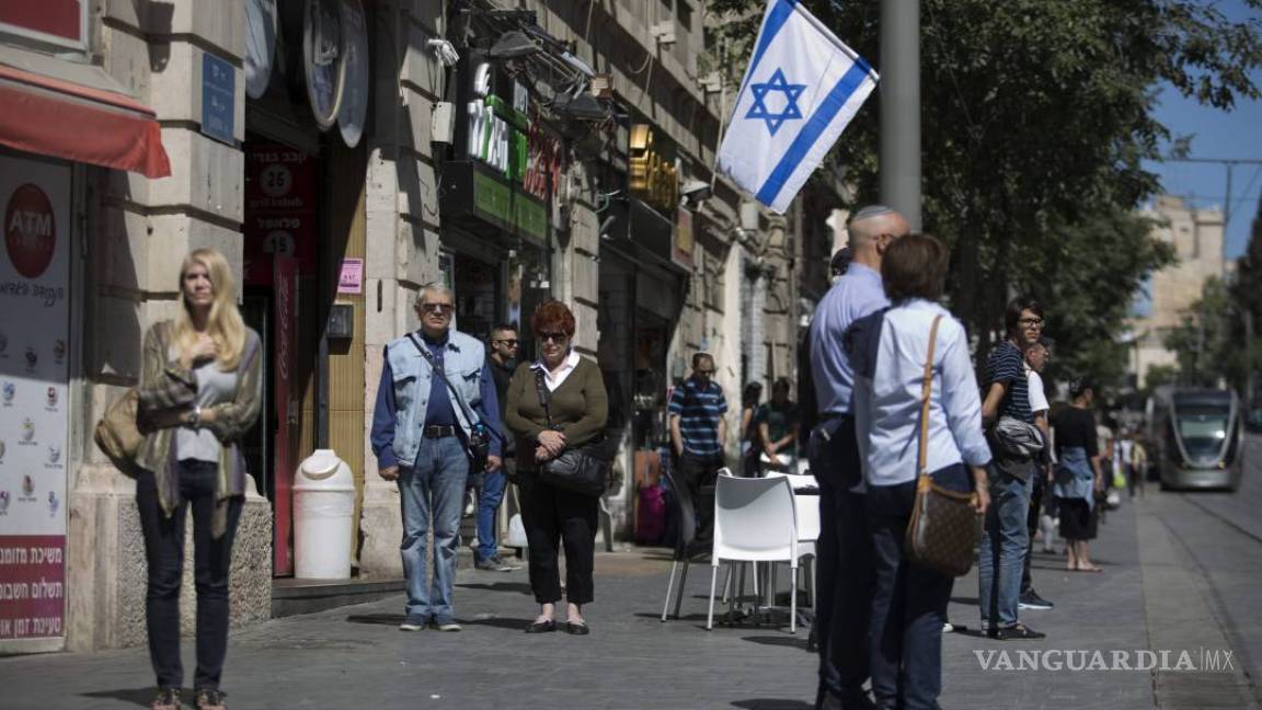 $!Sirenas antiaéreas recuerdan el Holocausto en Israel