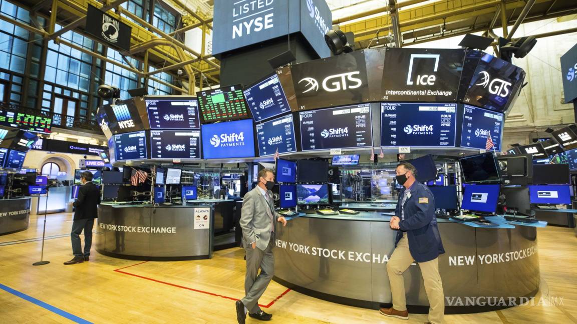 Wall Street se olvida de la crisis: Nasdaq cierra en su nivel más alto y S&amp;P 500 borra pérdidas