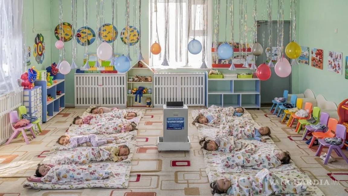 $!En segundo lugar quedó la fotógrafa Natalia Saprunova, con su imagen de su reportaje ‘Los niños en peligro de Mongolia: el devastador impacto de la contaminación atmosférica’.