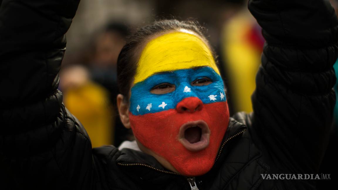 $!Los venezolanos salen a las calles de todo el país para exigir la renuncia de Nicolás Maduro