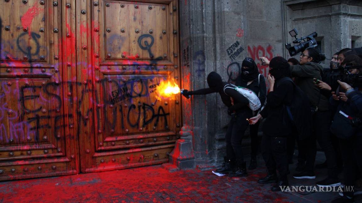 $!Feministas con ira, dolor y frustración mira estas imágenes