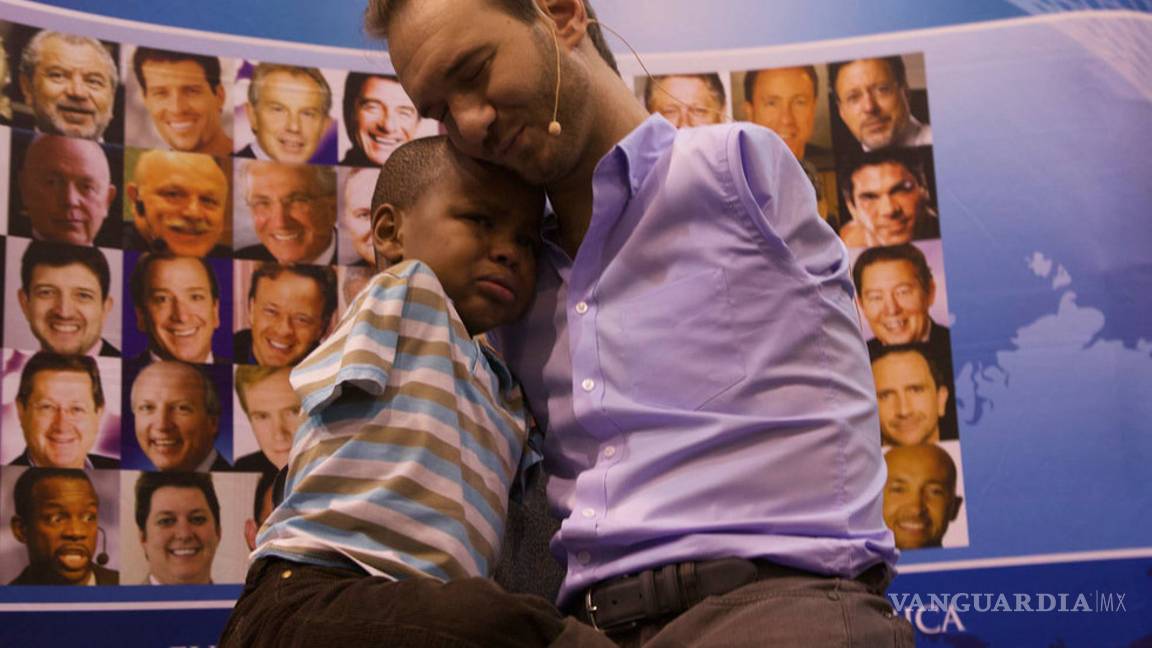$!Pide Nick Vujicic destacar valores para superar problemas