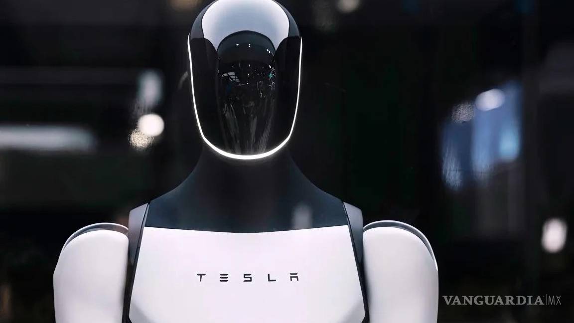 $!Un robot Optimus de Tesla.