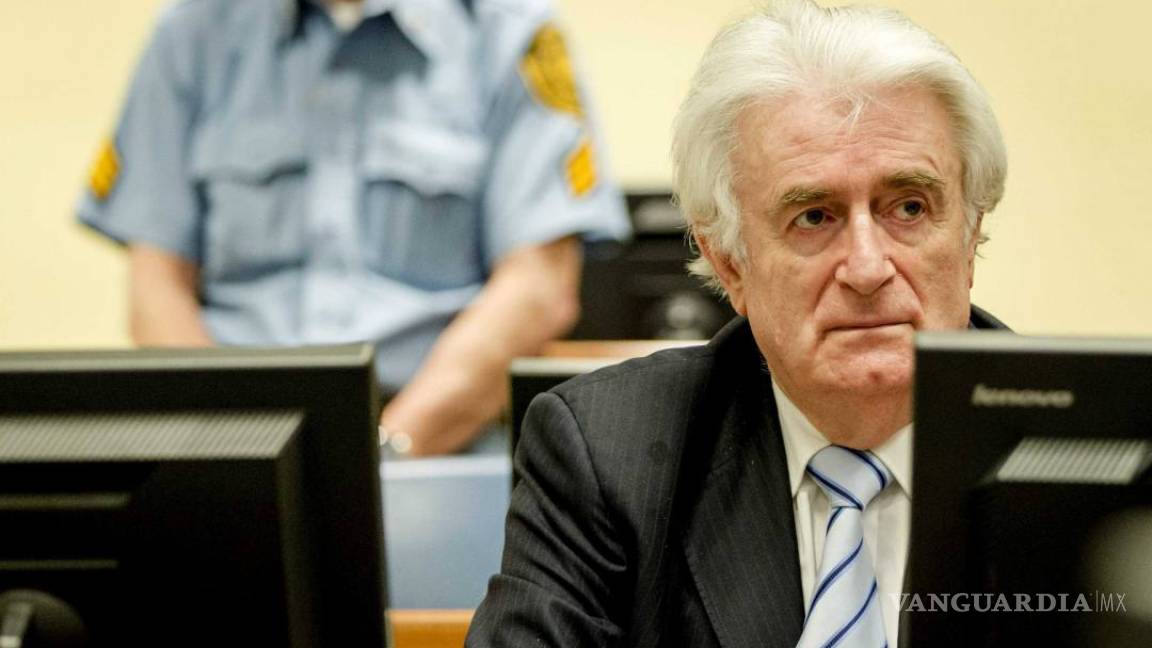 Dan 40 años de cárcel Karadzic por genocidio en Srebrenica