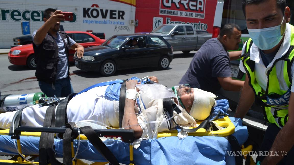 $!Mueren tres personas en volcadura en la carretera Matehuala-Saltillo