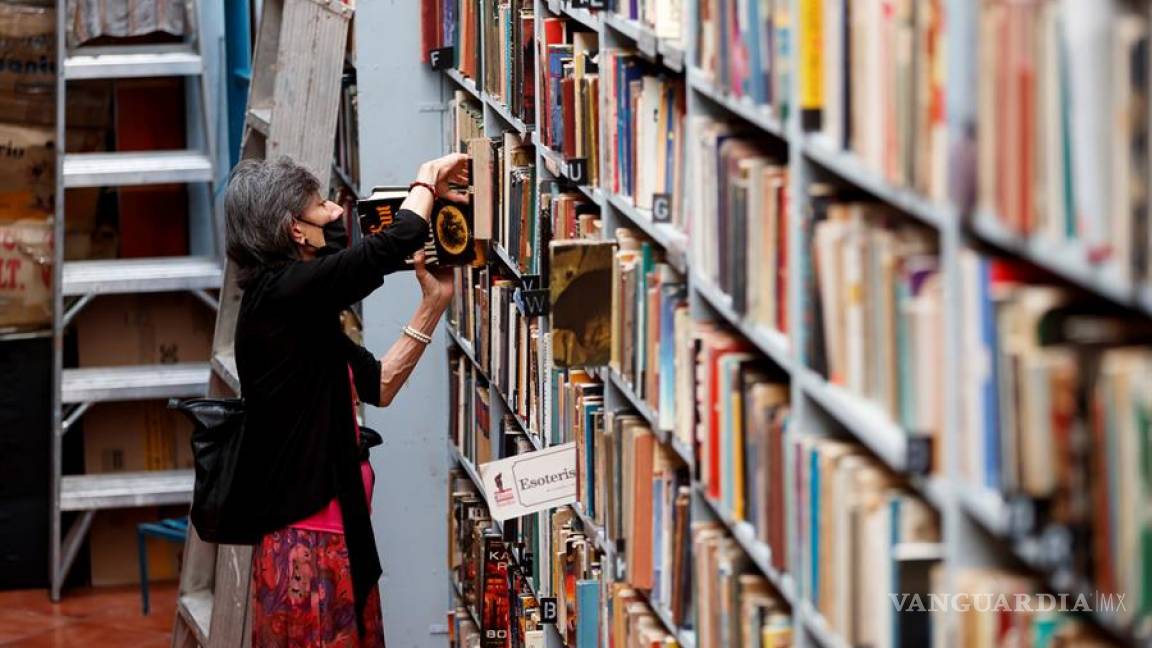 Pandemia del coronavirus pone en la cuerda floja a las librerías mexicanas