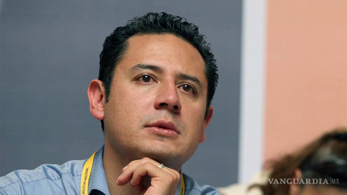 $!PRD exige a AMLO no devolver el SNTE a Elba Esther Gordillo