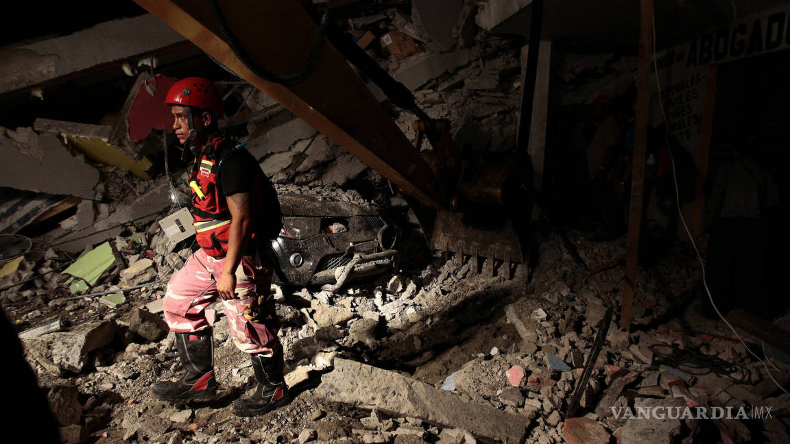 Aumenta a 602 el número de muertos y 12 mil heridos por terremoto en Ecuador
