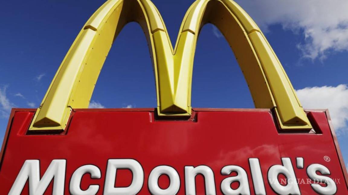 Antiguos restaurantes McDonald’s en Kazajistán reabren ahora sin usar el nombre de una marca