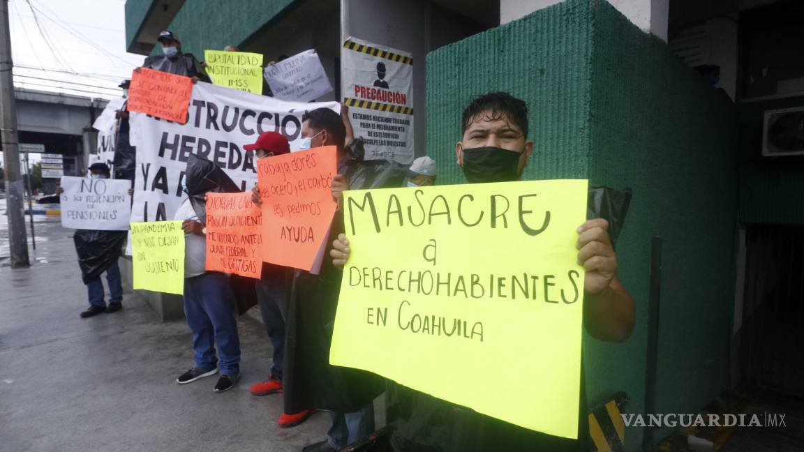 Asegura IMSS Coahuila atender a mineros que protestaron