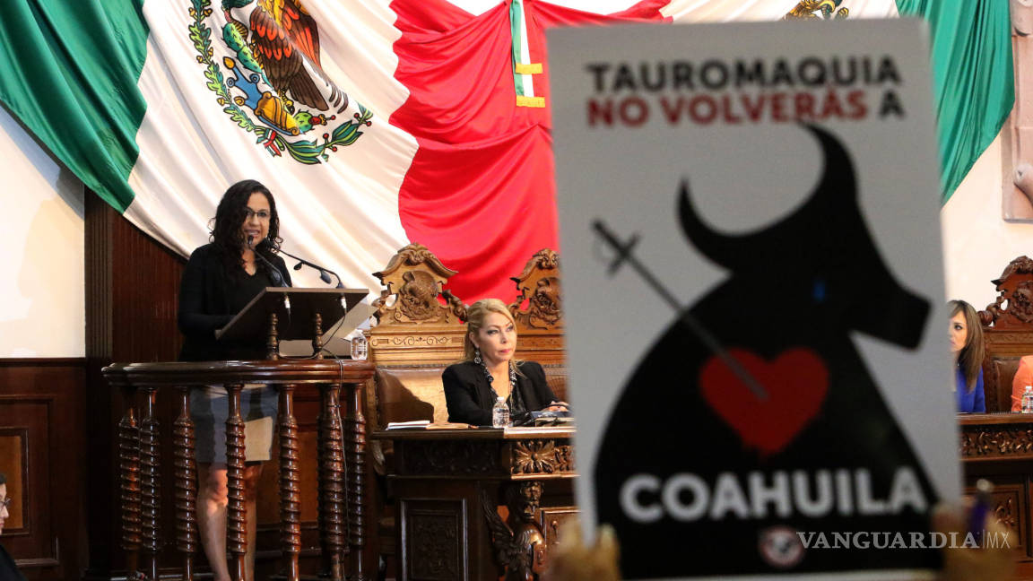 Diputada polémica de Morena sube a tribuna legalizar corridas de toros otra vez