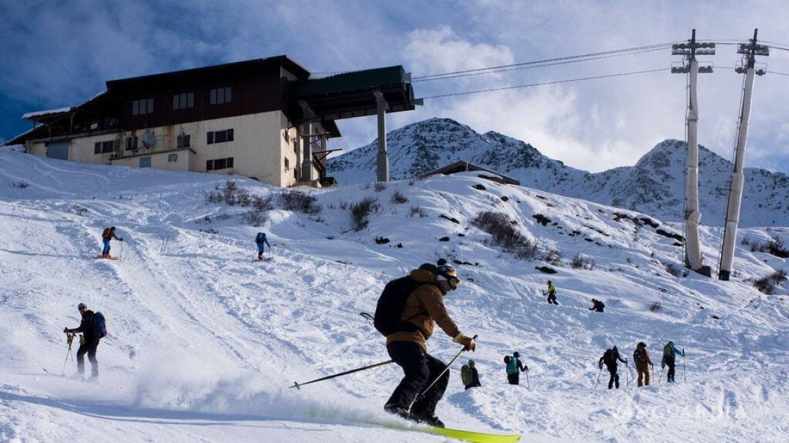 Mueren 3 esquiadores tras avalancha en Austria