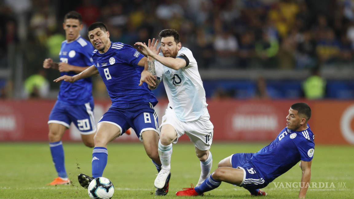 Argentina apenas empata con Paraguay y se complica el pase