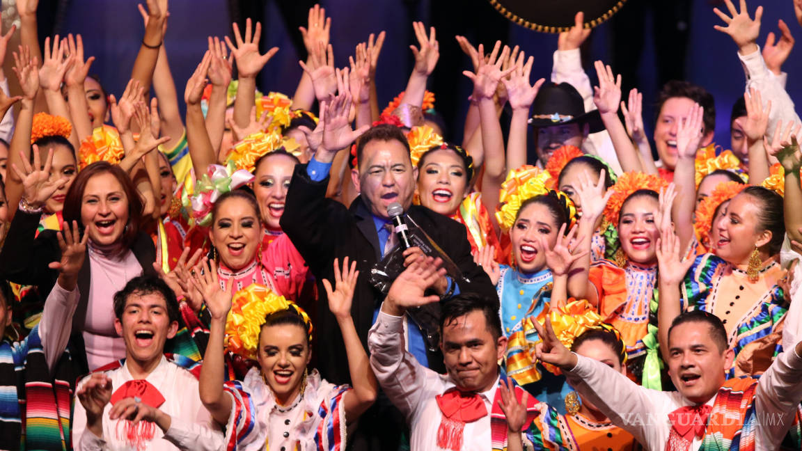 $!Rinden homenaje a Lalo Rodríguez, embajador de la danza folklórica mexicana