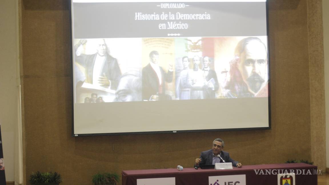 Políticos mienten en discursos ‘perfectos’: Santiago Portilla