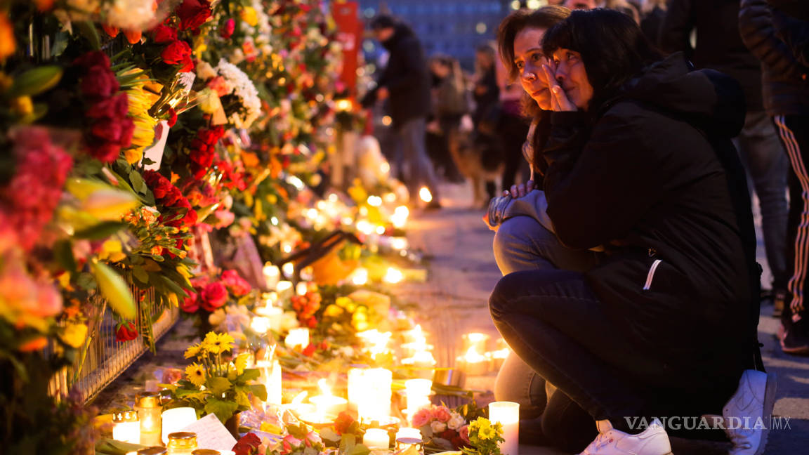 Suecia honra con flores a las víctimas del atentado