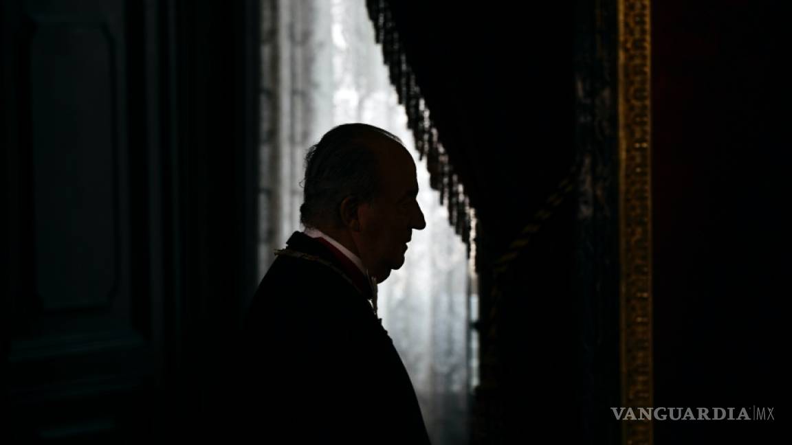 Juan Carlos I, de ser figura clave en la consolidación de España a ser cuestionado sobre negocios oscuros