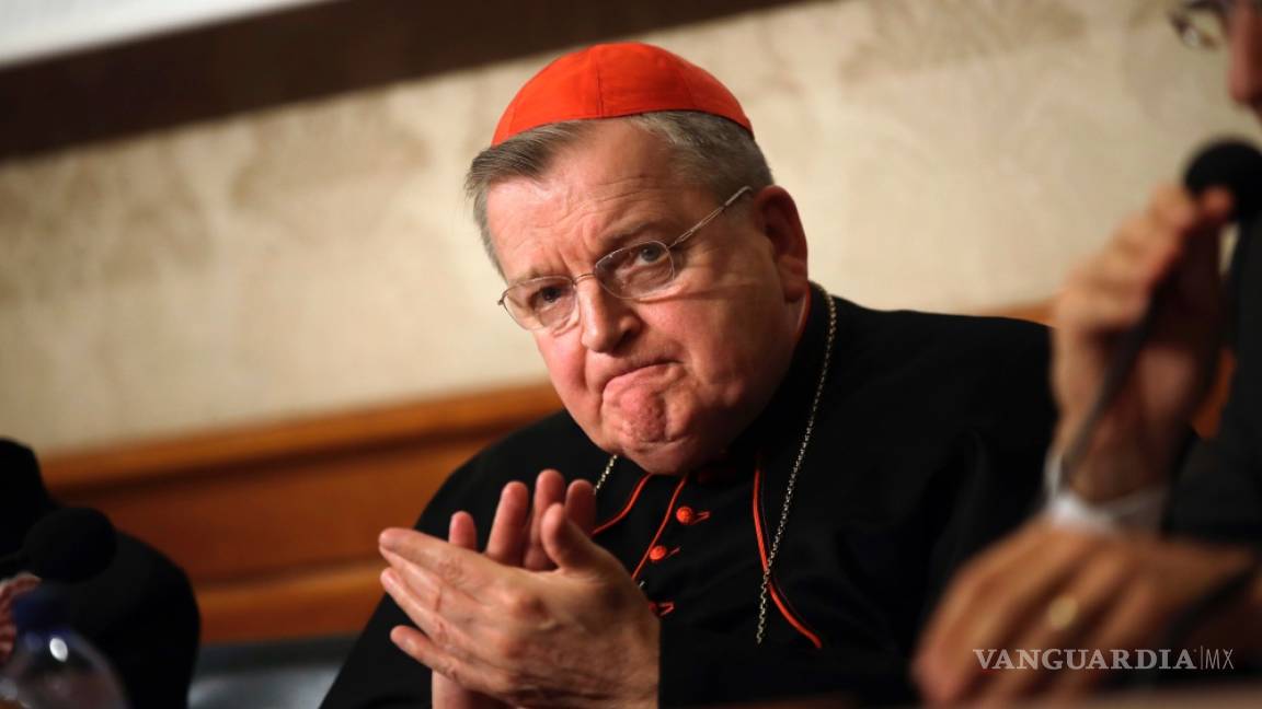 Raymond Burke, cardenal de EU, quiere que el papa responda sobre abusos sexuales