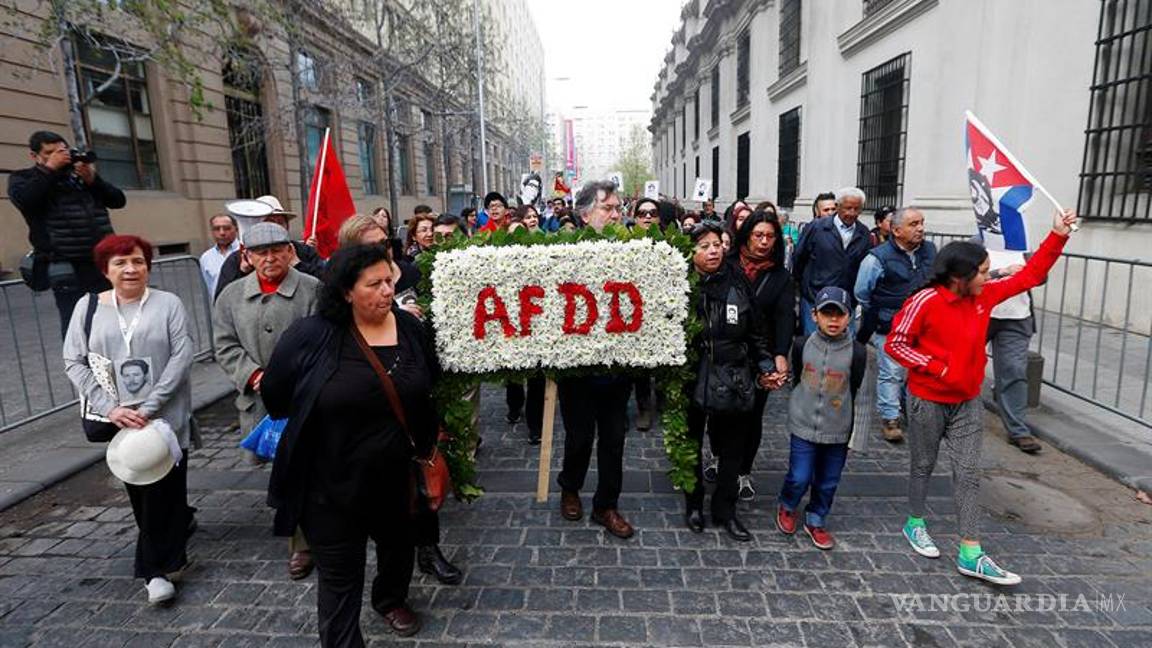 $!Chile rinde homenaje a Salvador Allende tras 43 años del golpe de Pinochet