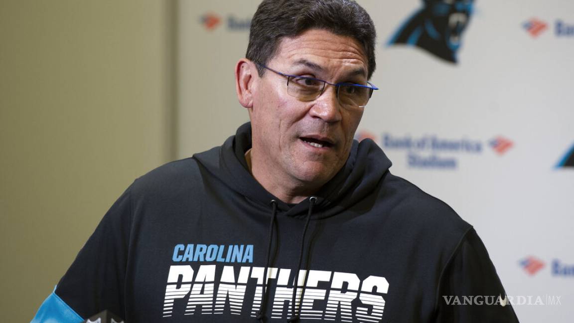 Los Panthers de Carolina despiden a Ron Rivera