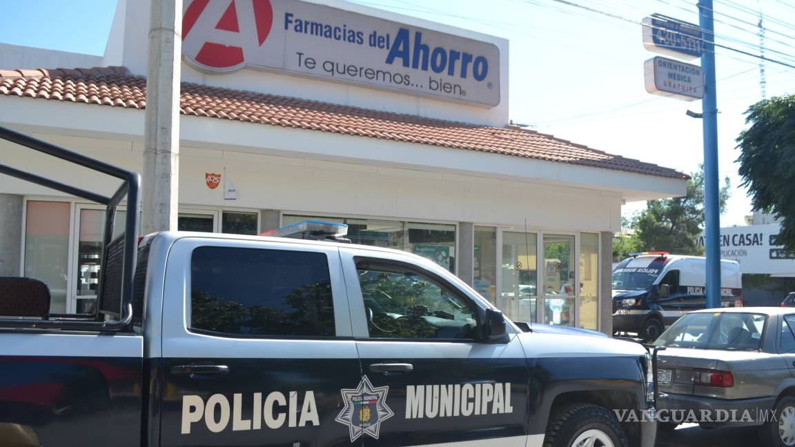 A mano armada asalta farmacia al norte de Saltillo