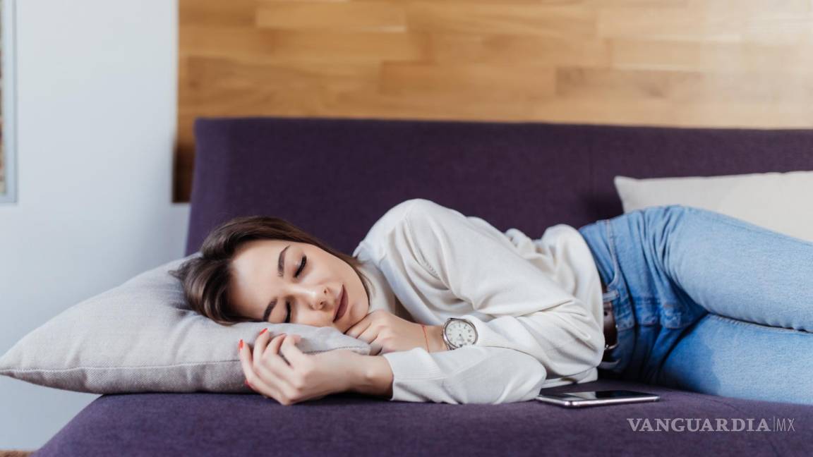 ¿Una siesta? Descubre los beneficios de los descansos cortos