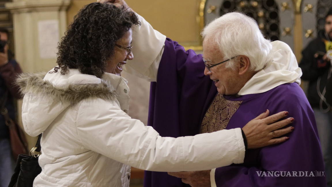 En Miércoles de Ceniza, Obispo de Saltillo pide a la feligresía una conversión profunda