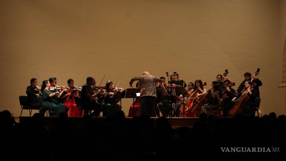 $!La OMSA brilla con obras de autores mexicanos en concierto