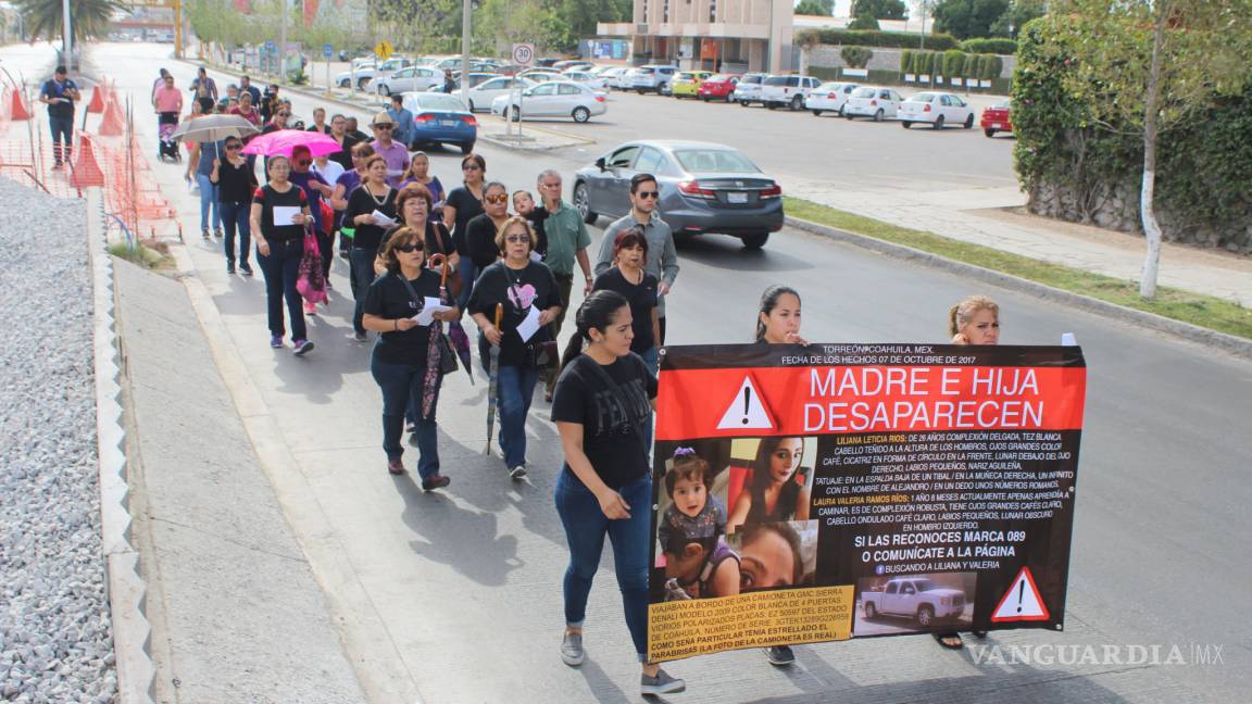 Marchan en Torreón exigen aparición de Liliana y Laura Valeria