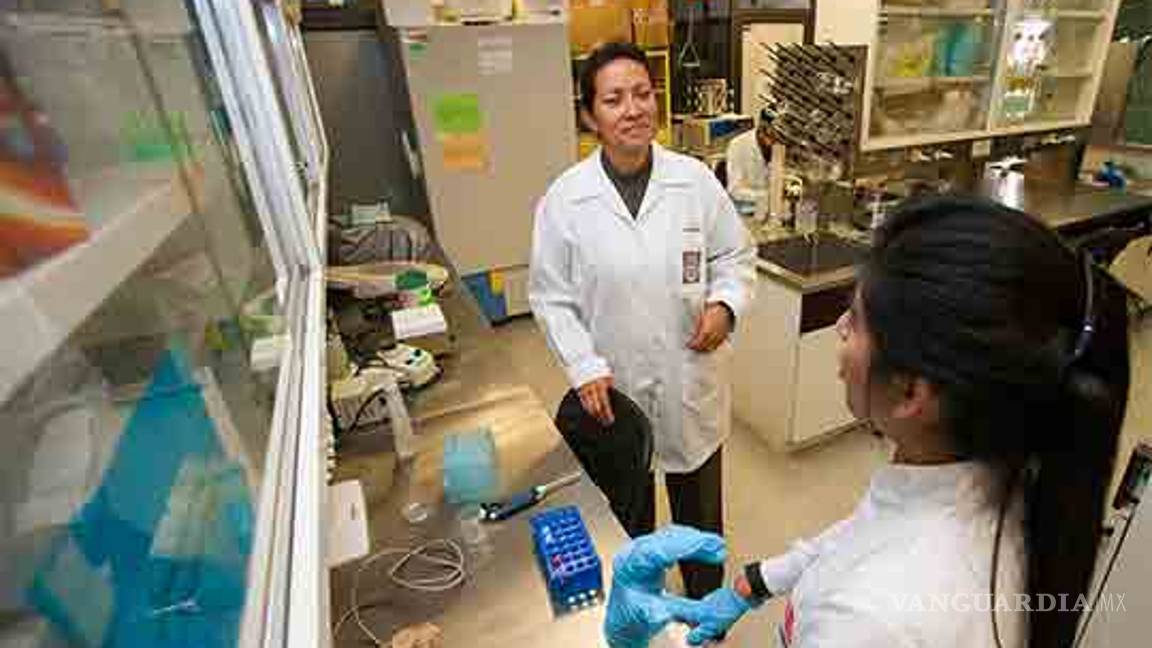 $!Científicos del IPN eliminan al 100% virus del papiloma humano en 29 mujeres