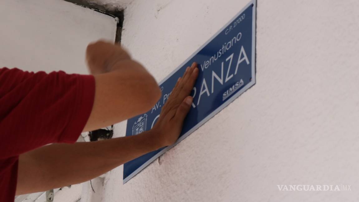 Renuevan en Torreón nomenclatura en calles del Centro Histórico